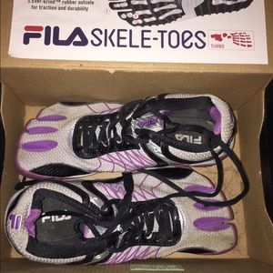 fila skele-toe shoes